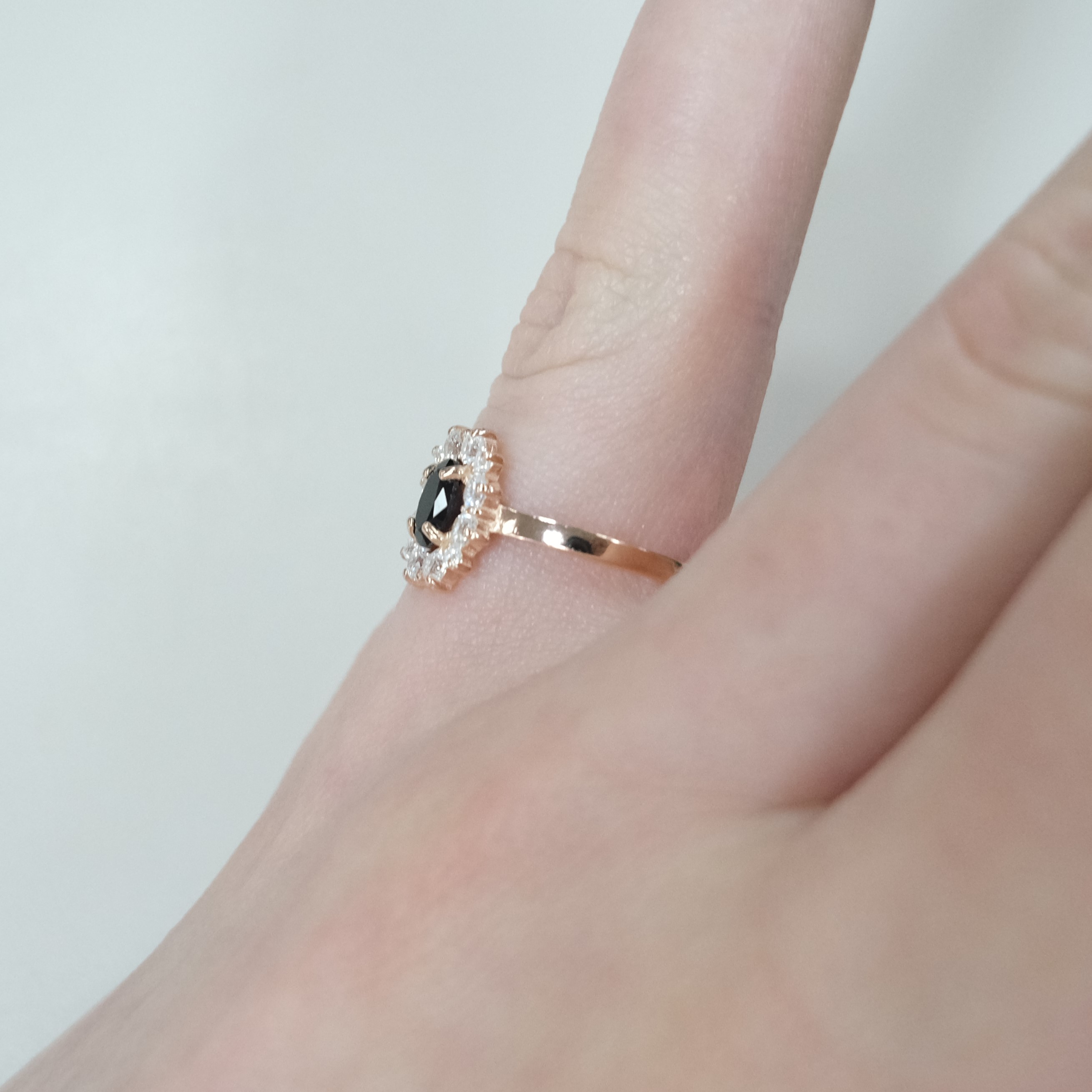 Серебряное кольцо со шпинелью